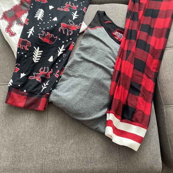 Men’s Fam Jammies - 2 Sets L & XL - Picture 6 of 8